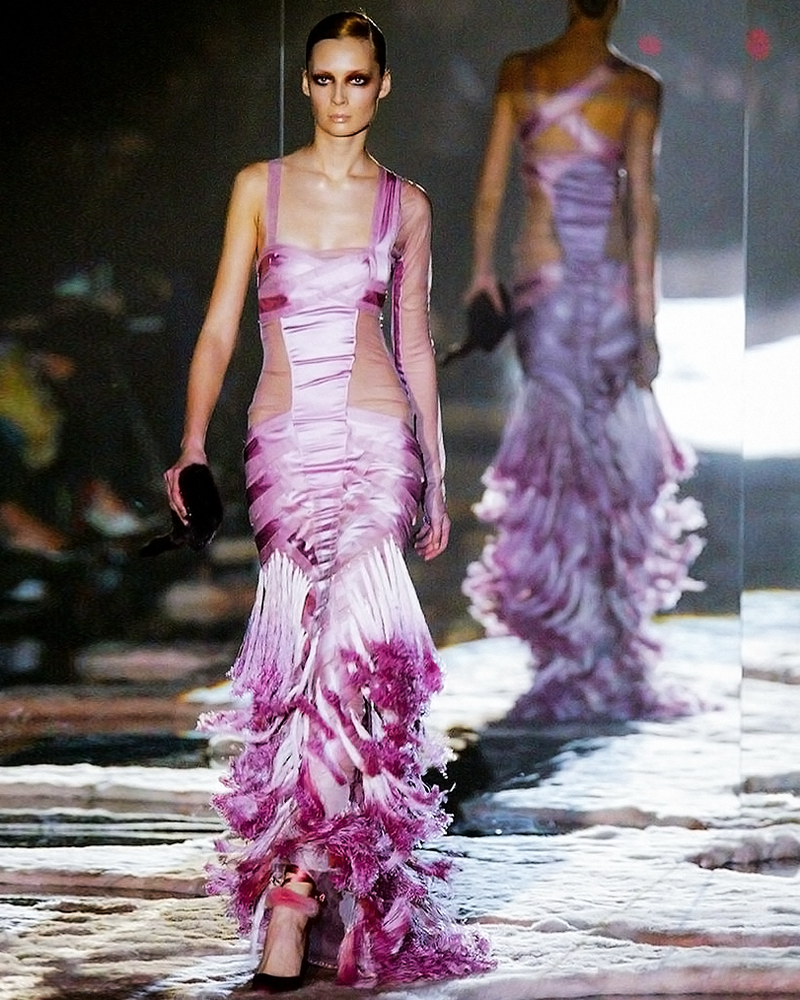 Gucci Fall 2004 Runway Embellished Bag